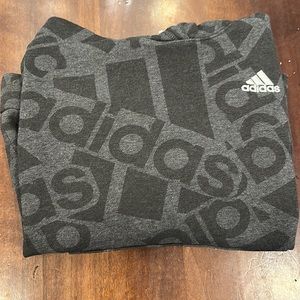 Boys Adidas grey sweatshirt size YM (10/12)